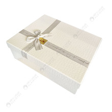 Boite Cadeau Rectangulaire Avec Ruban, MM - Réf.A200