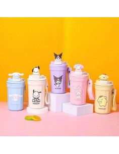 Gourde Thermos des Personnages Sanrio avec Porte Clés, 480ml